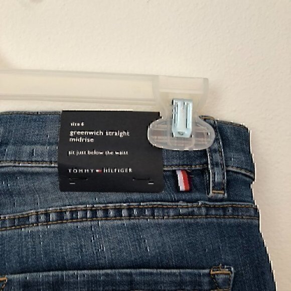 NEW NWT TOMMY HILFIGER Greenwich Denim Mid Rise Straight Leg Rhinestone Jeans 6 - Picture 8 of 10